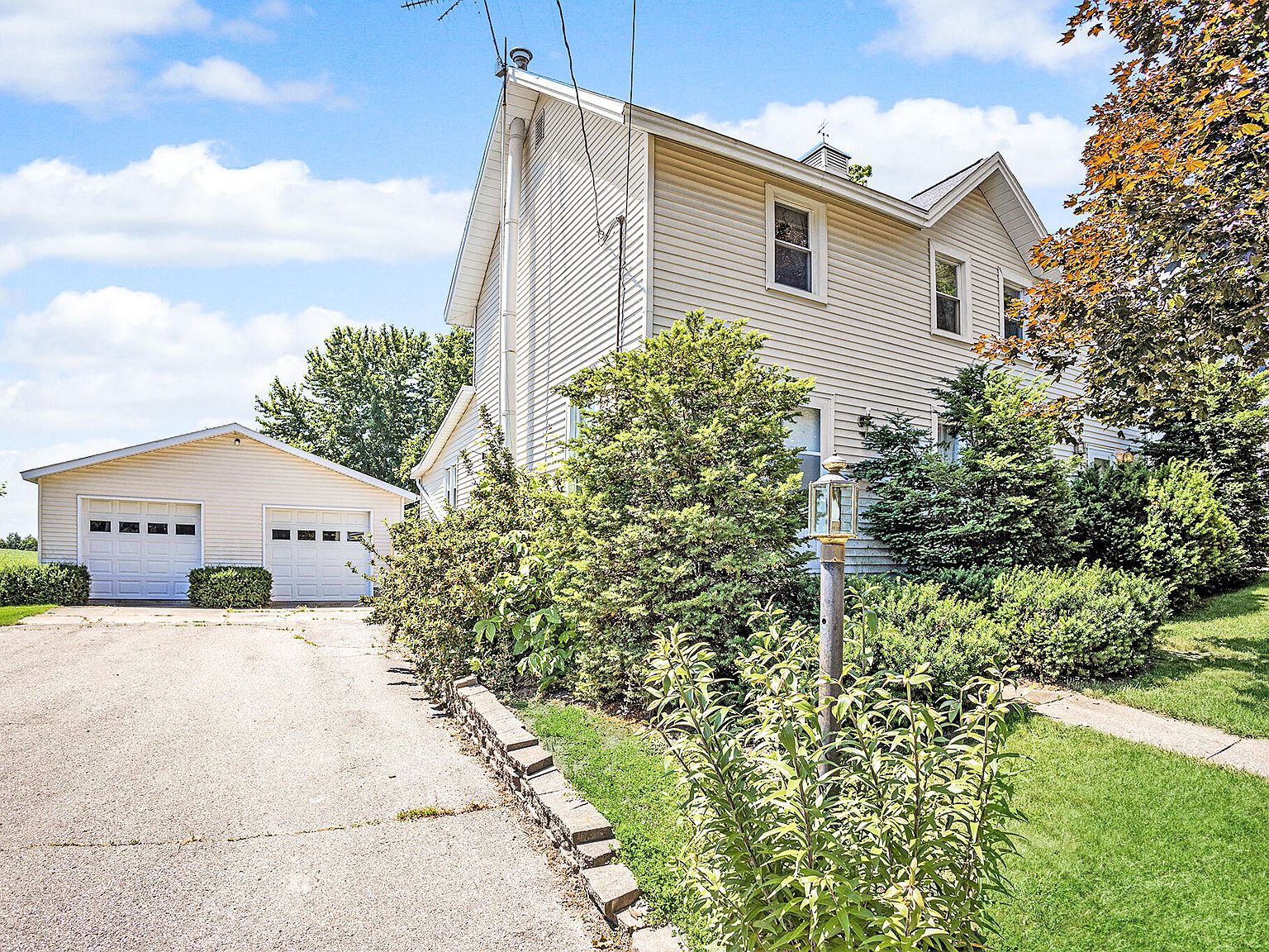 96 E Waterloo St NW, Casnovia, MI 49318 MLS 24030575 Zillow