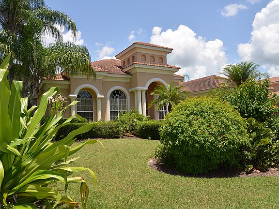 2nd image of 30 Boca Royale Blvd