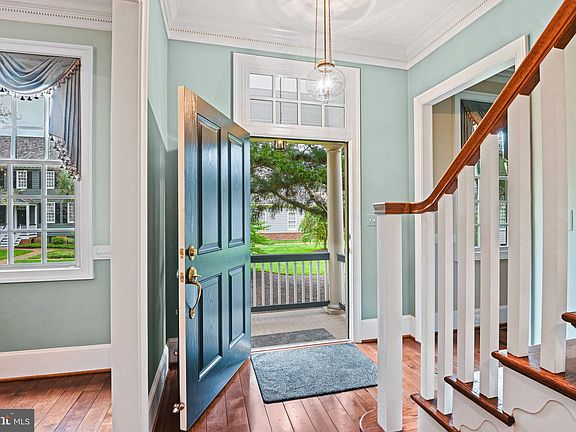 5th image of 9854 Palace Green Way
