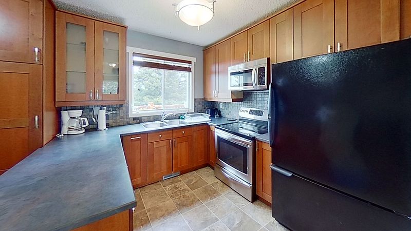 Hinton Apartment for rent - 3 Bedrooms in Hinton