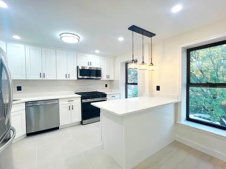 358 Dean St #4 — Photo 1