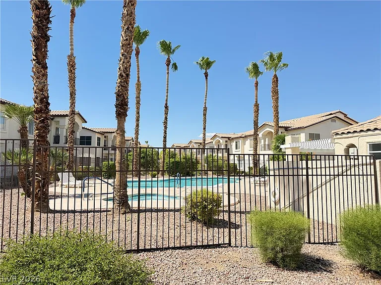 7241 Indian Creek Ln #201 — Photo 36