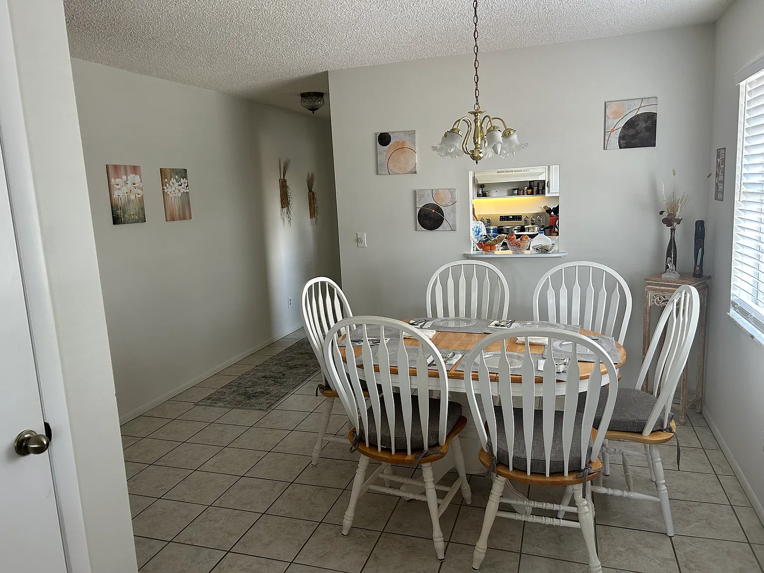 2 bed, 1000 sqft, $1,500 — Photo 4
