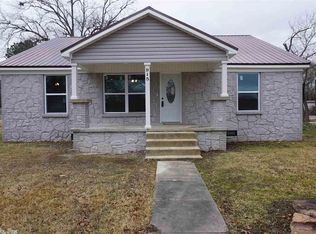 915 Judson Ave, Judsonia, AR 72081