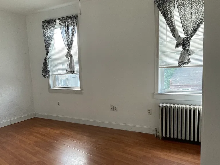 1529 S 2nd St #3F — Photo 9