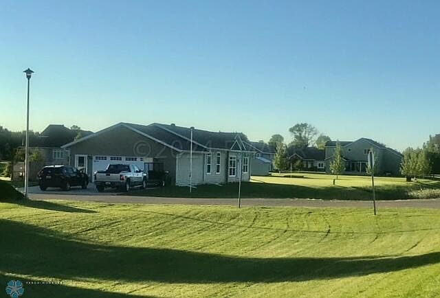 1st image of 708 4th Ave NE