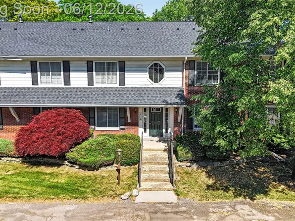 2449 Mulberry Sq APT 32, Bloomfield Hills, MI 48302