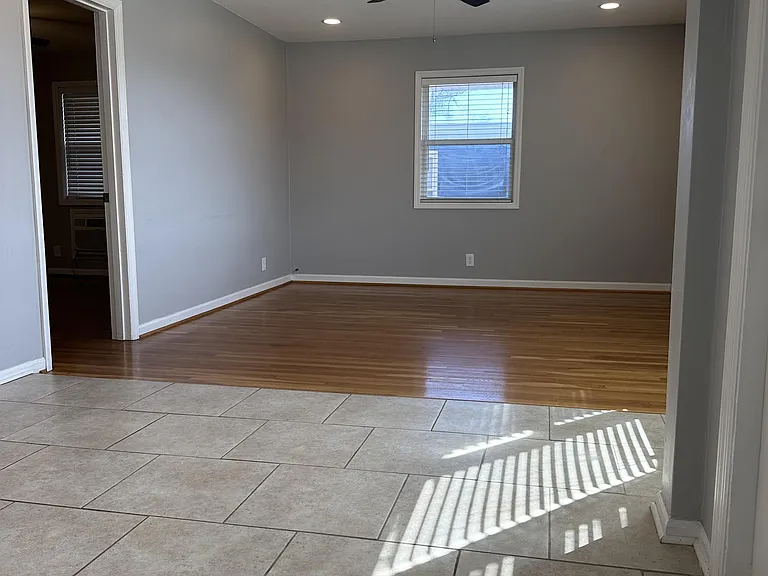 2047 Coburn Blvd #6 — Photo 6