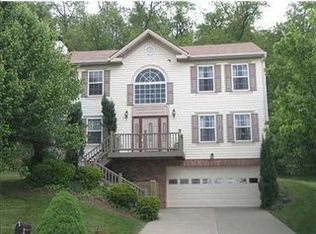 216 Jaclyn Dr, Cranberry Twp, PA 16066