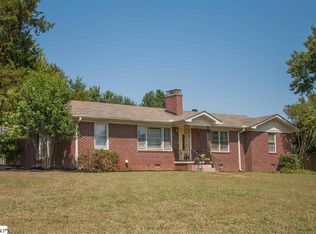 201 Clark Ave, Greer, SC 29651