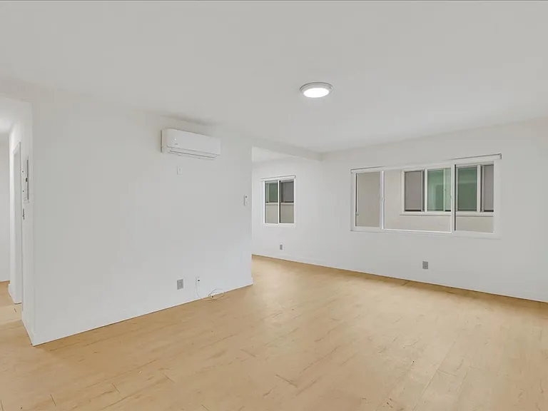 1347 N Las Palmas Ave #6 — Photo 5