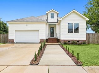 1623 Schnell Dr, Arabi, LA 70032