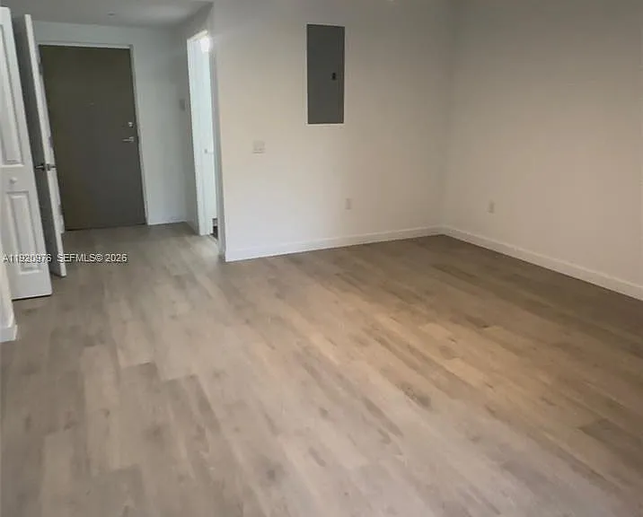 20 NE 19th Ave #302 — Photo 3