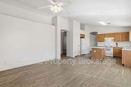14823 W Redfield Rd Photo 1