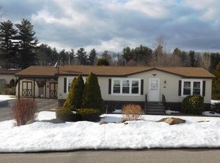 84 Champagne Rd, Gardner, MA 01440