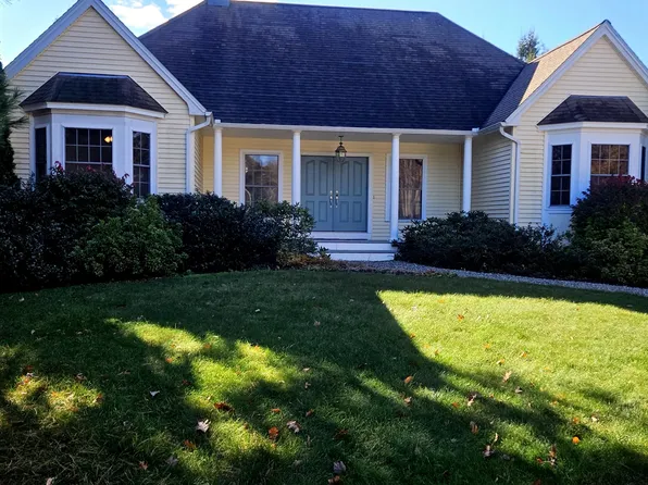8 Nathan Court, Brunswick, ME 04011