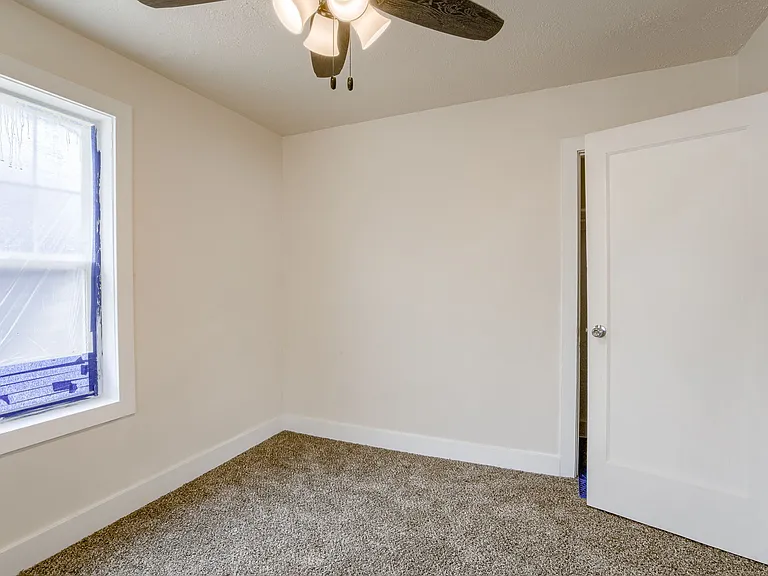 4818 Wirt St — Photo 17