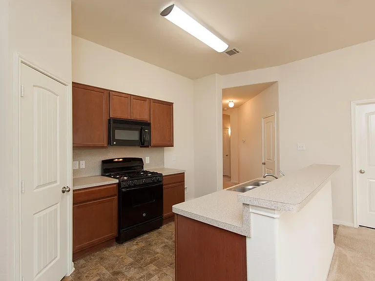 107 Piney Ptwy — Photo 8