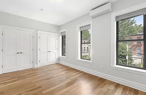 459 Bainbridge St #2 Photo 1
