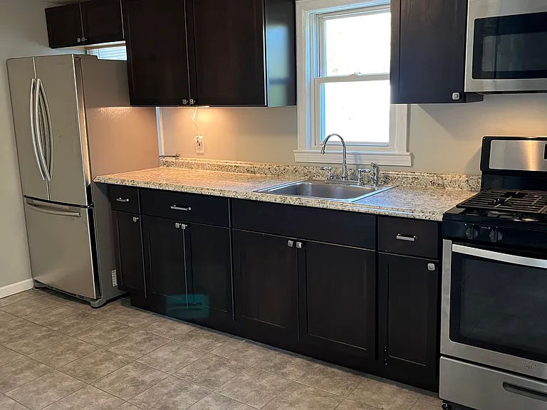 52 Phillips Rd #3 — Photo 1