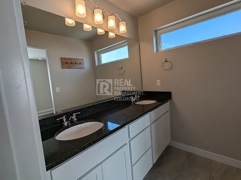 2378 S Troy Ct — Photo 12