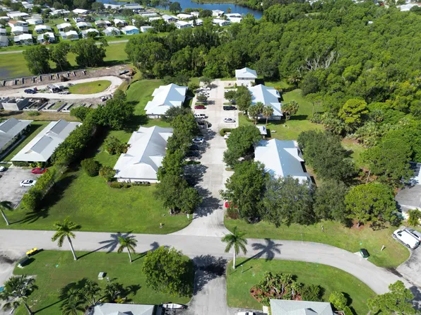 4630 SE Summerland Pl APT 5, Stuart, FL 34997