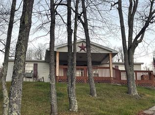 554 Waynesburg Rd, Washington, PA 15301