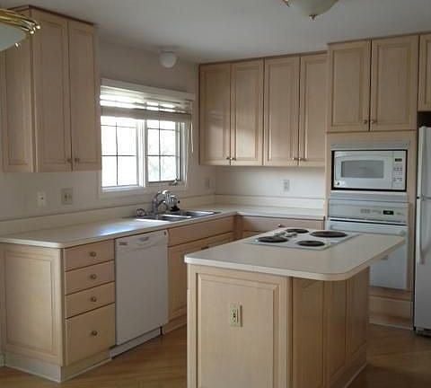 2nd image of 2700 Winter Garden Ct