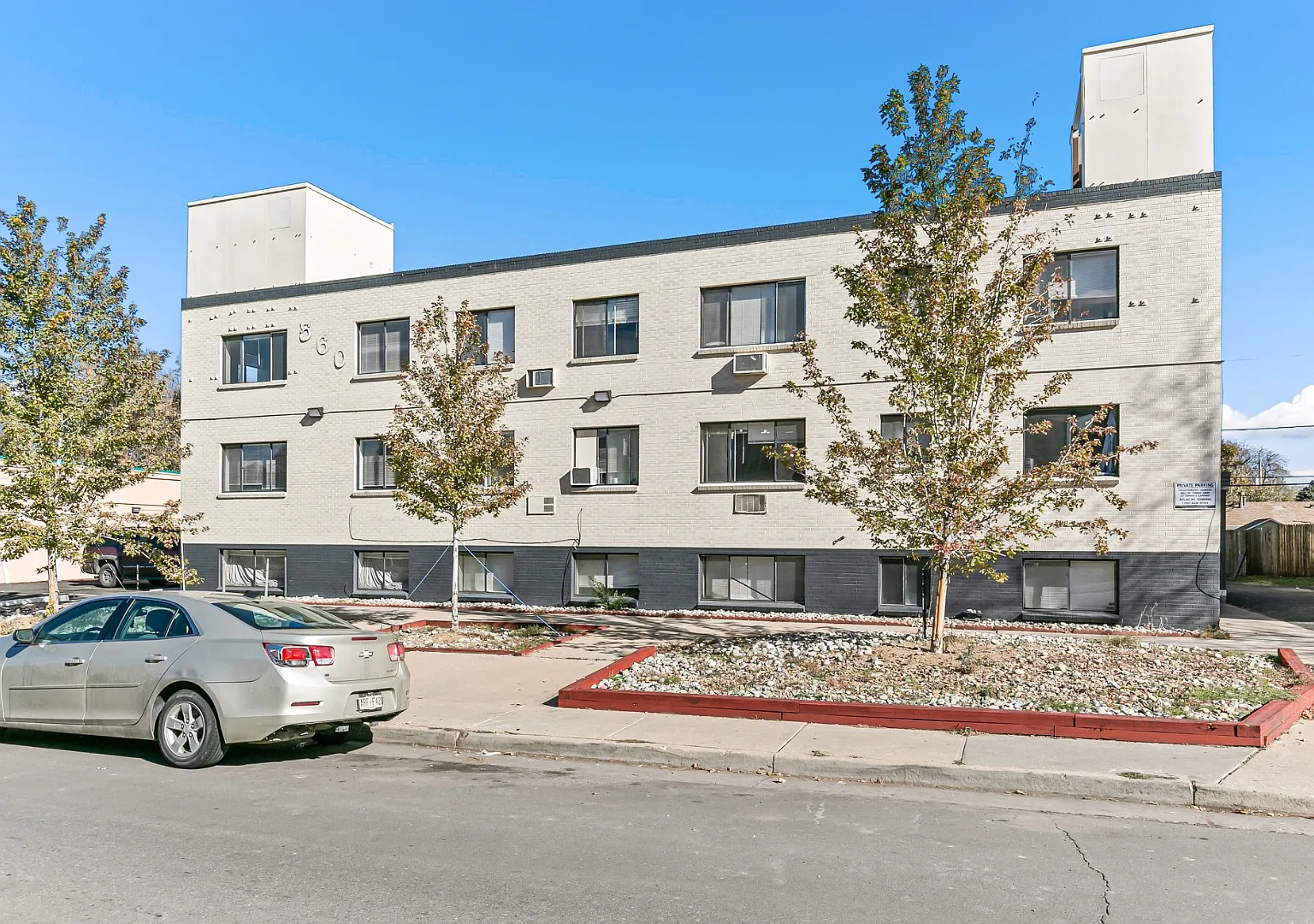 560 Dayton St - 306 — Photo 4
