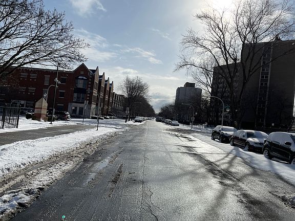 5th image of 3978 S Lake Park Ave