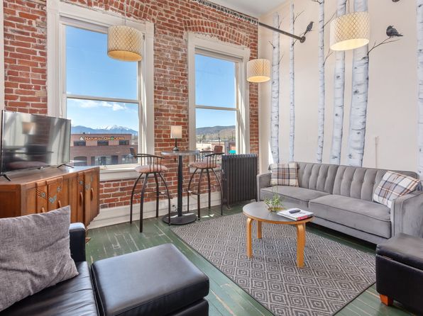207 1/2 F St APT 1