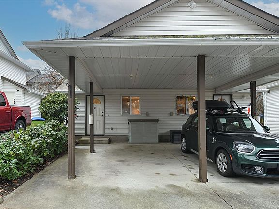 2nd image of 2625 Muir Rd #15