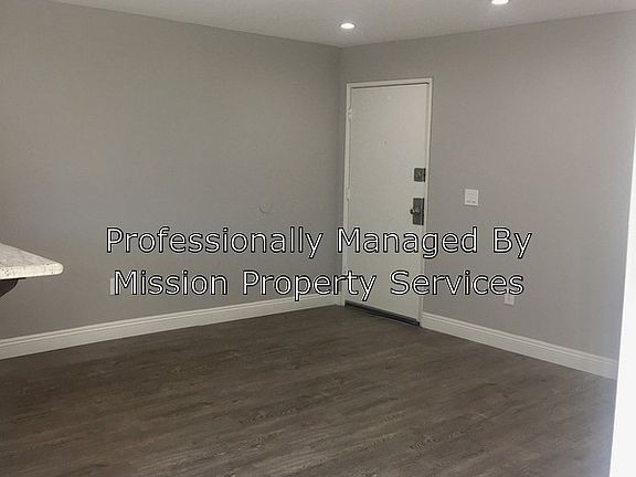 4th image of 5912 Willoughby Ave Unit 5