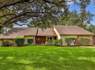 8595 Delaware Dr, Weeki Wachee, FL 34607