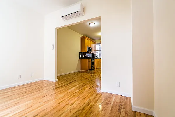 Rented by Nooklyn NYC LLC | media 55