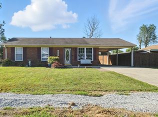 325 E Blue Jay Rd, Louisville, KY 40229