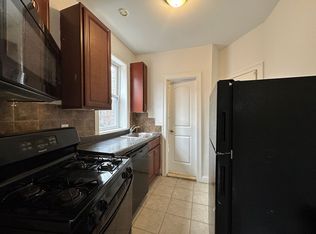 214 64th St #10D, West New York, NJ 07093