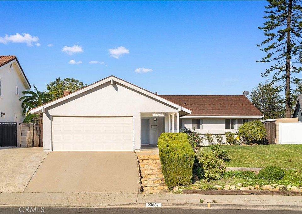 1st image of 23837 Twin Pines Ln