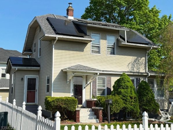 20 Conger St, Dover Town, NJ 07801