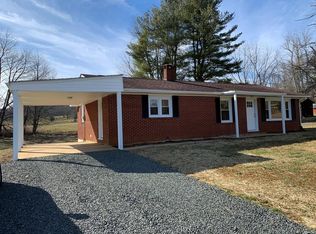 7210 Meadow Creek Rd, Galax, VA 24333