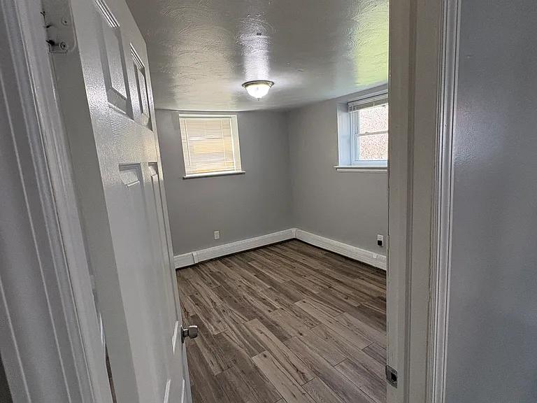 467 Allen St #101 — Photo 26
