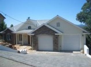 18530 Glenwood Rd, Hidden Valley Lake, CA 95467