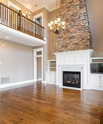 3rd image of 659 Wickhams Fancy Dr
