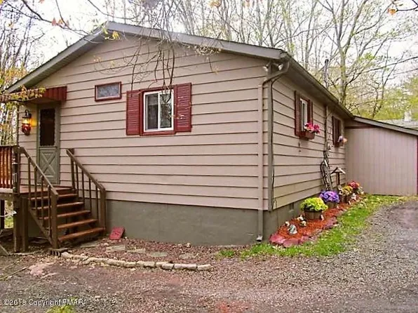 202 Forest Hill Dr, Blakeslee, PA 18610