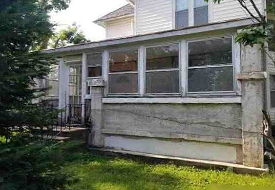 2nd image of 625 Long St