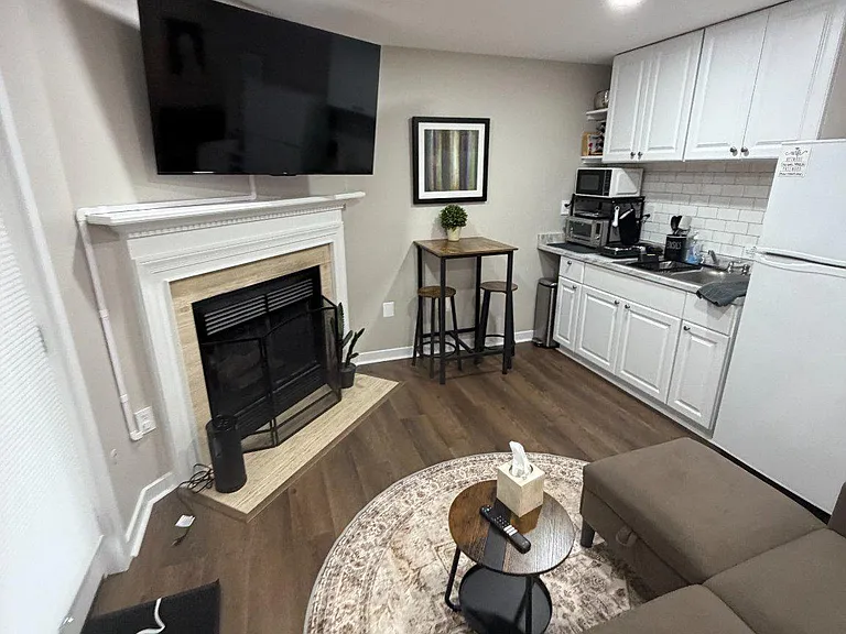 14552 Woodgate Manor Pl — Photo 6