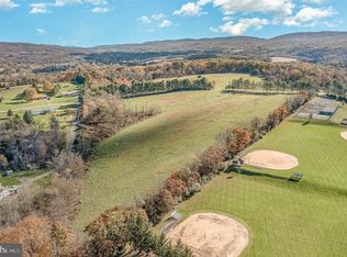 3 Burn Hill Rd, Shermans Dale, PA 17090