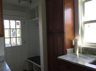 9-11 Menotomy Rd, Arlington, MA 02476