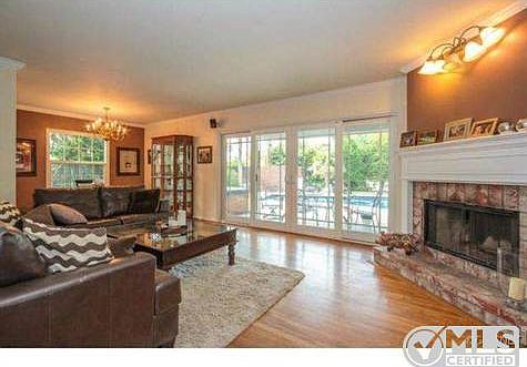 3rd image of 7947 McNulty Ave