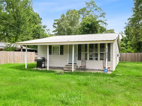 31933 Shelly Dr, Springfield, LA 70462